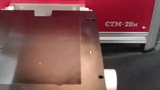 Fiber Laser Marking/Engraving Machine with High Quality Laser Source and Scanner
