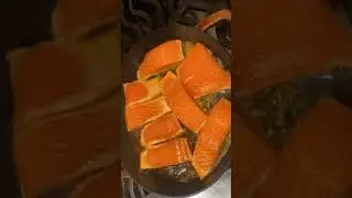 Frying salmon Timelapse. #shorts #cooking #salmon