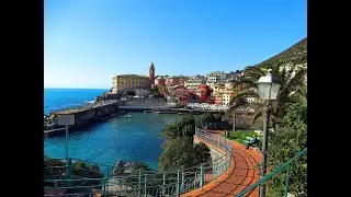 Nervi. Il mare sotto la finestra.