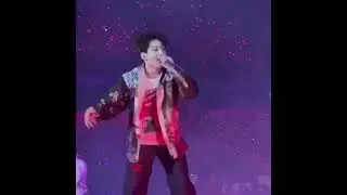 JUNGKOOK Thought The Water Bottle Was His Mic 😂🎤 BTS CONCERT 2021