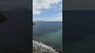 Вид с Тропы Голицина на Разбойничью бухту.