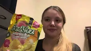Trying Peelerz Candy