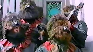 Comparsa HOMBRES LOBO y Chirigota LOS CUBATAS, Escalera de Correos - Carnaval de Cádiz 1986