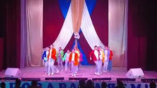 Танцевальный коллектив "AzART" - Ловим ритм