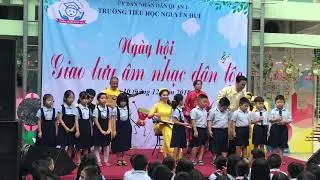 Lý cây bông - giao lưu với các HS khối 1-2