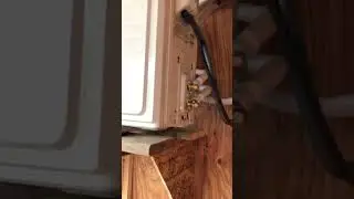 SENVILLE 9000 BTU HEAT PUMP INSTALLED IN A CABIN