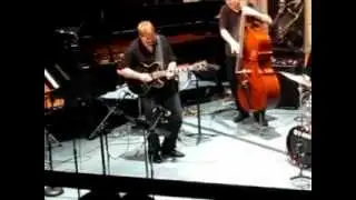 Dave Stryker solo on his reharmonization of Joy Spring.