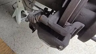 2020 Ford Transit 350 Rear Caliper Guide Pin