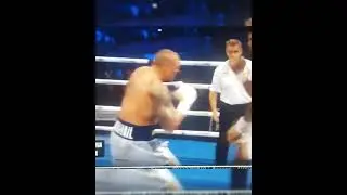 Удар Усика, который потряс Джошуа и прибил его к канатам