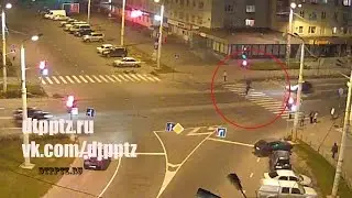 На Гагарина пешеход попал под машину