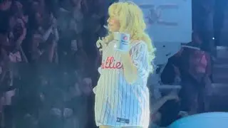 Sabrina Carpenter - Espresso (Short N Sweet Tour Philly)