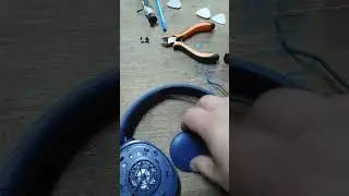 JBL Disassembly of Bluetooth Headphones. How to disassemble JBL headphones.