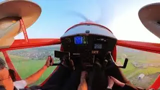 Полет на самолете с аэродрома Солнечный в Красноярске, видео 360 в формате VR