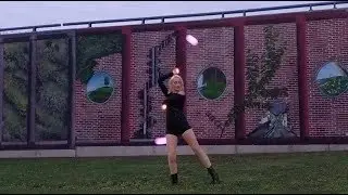 Trompe L'oeil: Spinning Poi
