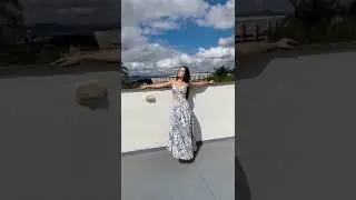 POSE ENCOSTADA 