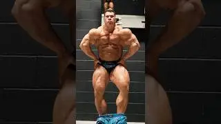 OFFSEASON 300LBS POSING #bodybuilding #muscle #chest #workoutmotivation #motivation #legs