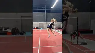 Put all your strength into the last badminton smash 