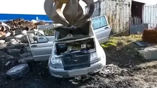 Уничтожение УАЗ ПАТРИОТ и УАЗ БУХАНКИ