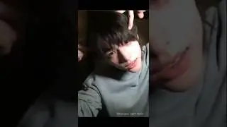 Hyunjin 🐈😼 trend!