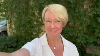 Радда Новикова_визитка_агент Светлана Владек +79688081997