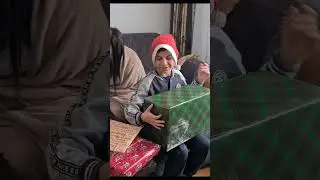 малой в шоке
