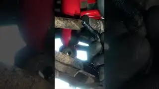 СТАВИМ АМОРТИЗАТОРЫ НА ЛИФТ ШЕВИ НИВА 30мм.#shorts