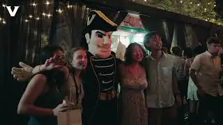 Incoming students welcomed at Vanderbilt Founders Walk 2024