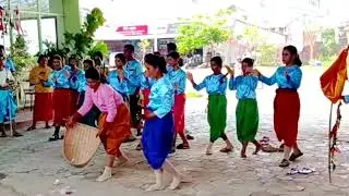 របាំត្រុដិតាមភូមិ