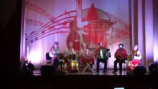 Ужас-так звучат расстроенные гармошки!