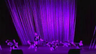 Вверх тормашками. (The head down. Dance). 