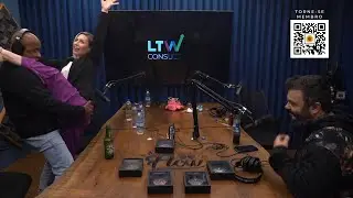 Kid Bengala faz encenação ao vivo com a Emme white