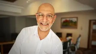 After 42 years at Bank One, Hassen Motala retires as Officer in the Transaction Processing Unit.