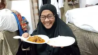 Pagi ni nekyah nok panaskan dan nok makan nasi segera jom layan