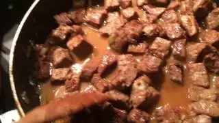 Говядина в сливочном соусе. Creamy beef stew.