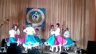 Танцевальный коллектив