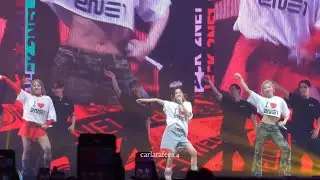 [4K] 2NE1 in Manila - In or Out