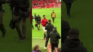 Casemiro leaves the pitch after Man United brush aside West Ham 3-0