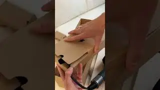 Как по мне, это самая красивая расцветка фена Dyson! 