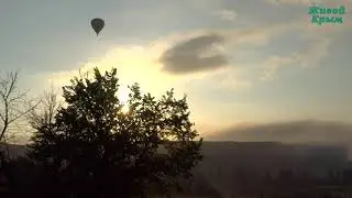 Полет над Белой скалой на рассвете