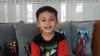 Lucunya Bermain Ultraman & Lagu Balonku, Hiburan Anak-anak@IzzarAthaillah