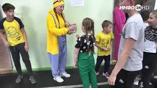 В Шадринске в легкоатлетическом манеже состоялся костюмированный забег. (2023-06-20)