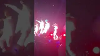 BTS - Mic Drop 181019 Paris