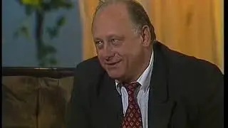 Д.м.н. Е.Н.Малыгин -маммолог о хирургии и пластике молочной железы. Играет на баяне, поёт.