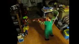 IVAN - violinista Tema Ruso-KALINKA     mayo 2012 005.MOV