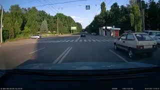 Летчик по встречке на Camry АХ6900КН (АХ 6900 КН)