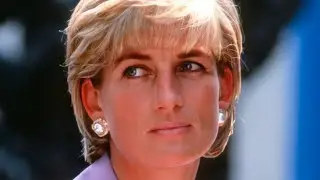 What Happened To The Paparazzi Who Chased Diana?