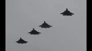 Авиационный парад ВКС РФ над Кремлём. 75 лет Победы! Москва, 9 мая 2020 года.