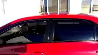 Toyota Corolla. Доводчик стекол на 4-х дверях.