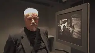 Gli scatti inediti di Marco Pesaresi il giorno del funerale di Federico Fellini