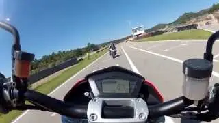circuit mora d'ebre ducati hypermotard 1100
